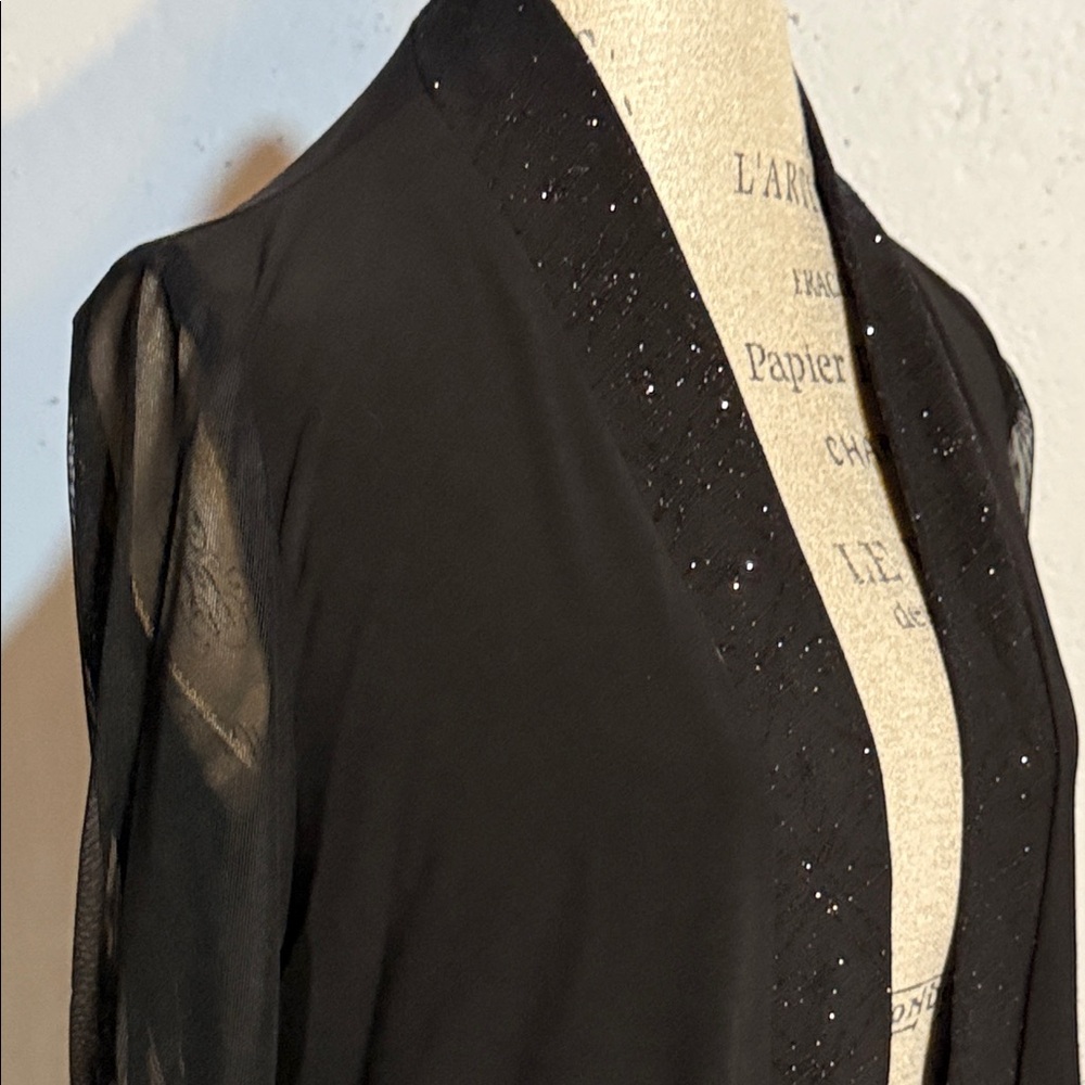 R & M Collection Black Top